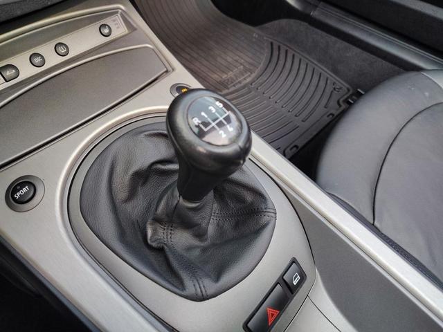Photo of 2004 Black Sapphire Metallic BMW Z4