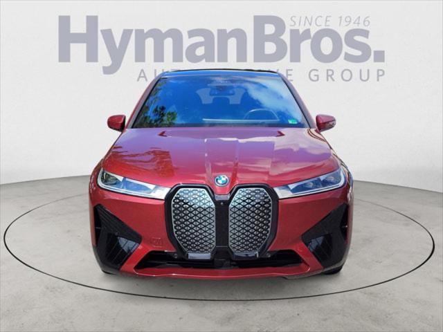 Photo of 2024 Aventurin Red Metallic BMW iX