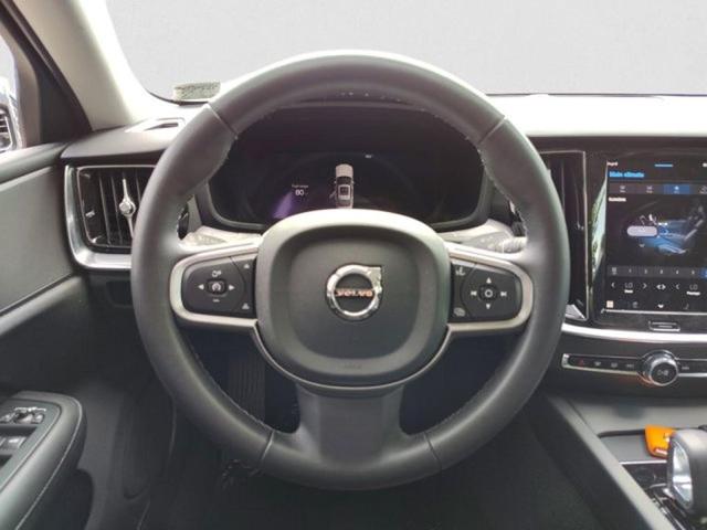 Photo of 2025 Silver Dawn Metallic Volvo S60
