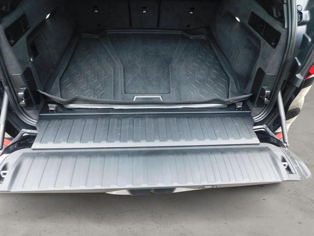 Photo of 2019 Black Sapphire Metallic BMW X5