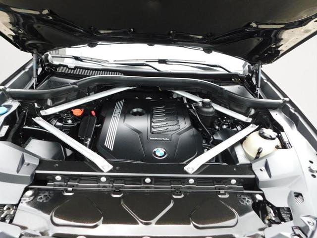 Photo of 2019 Black Sapphire Metallic BMW X5