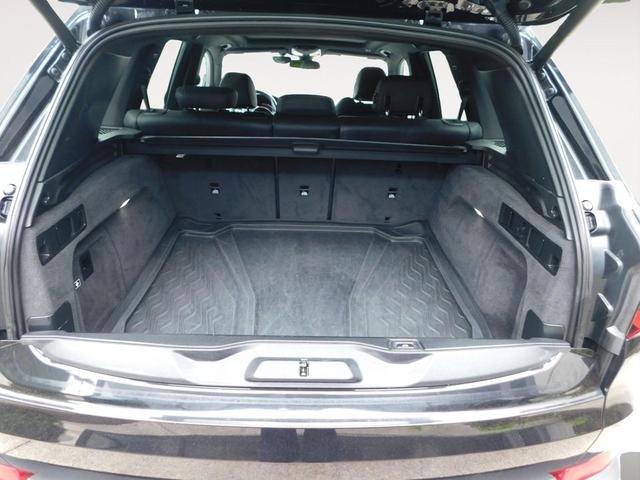 Photo of 2019 Black Sapphire Metallic BMW X5