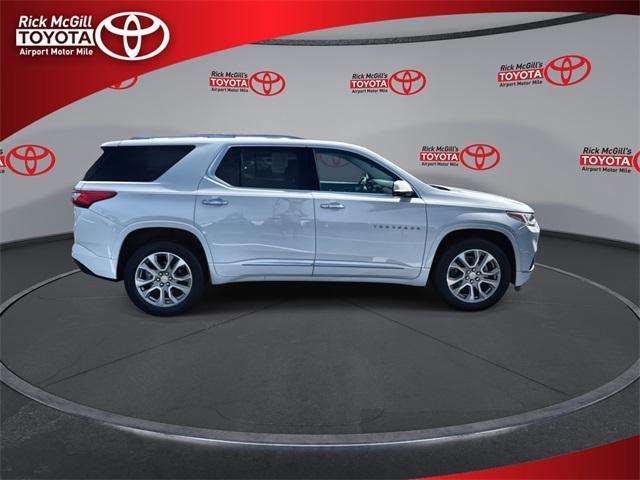 Photo of 2020 Summit White Chevrolet Traverse