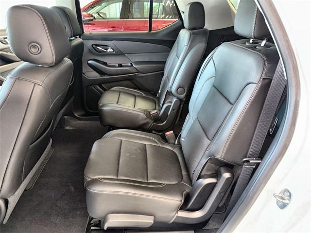 Photo of 2020 Summit White Chevrolet Traverse
