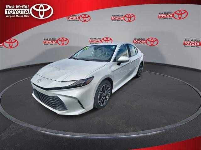 Photo of 2025 Wind Chill Pearl Toyota Camry