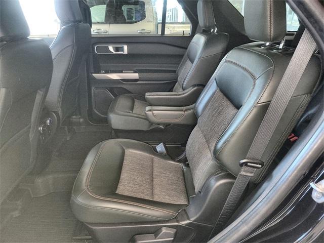 Photo of 2022 Agate Black Metallic Ford Explorer