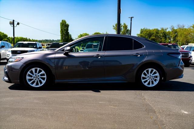 Photo of 2022 Predawn Gray Mica Toyota Camry