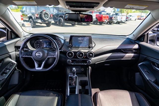 Photo of 2021 Aspen White Tricoat Nissan Sentra