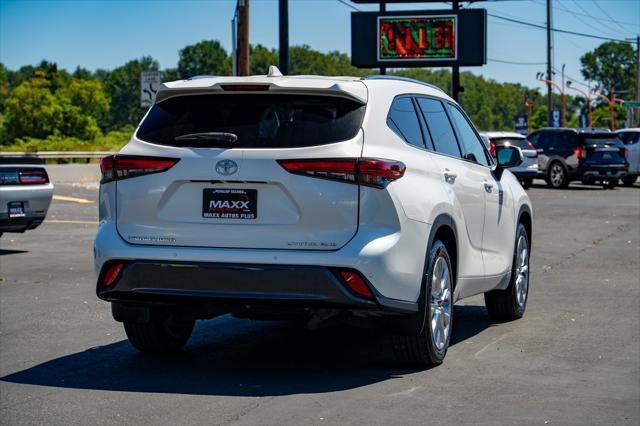 Photo of 2020 Blizzard Pearl Toyota Highlander