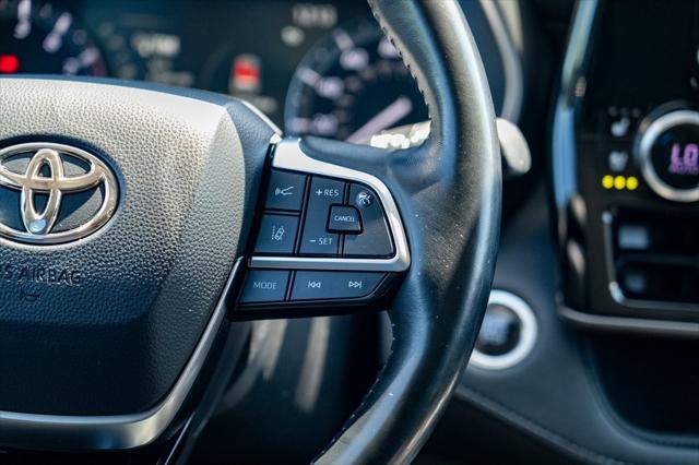 Photo of 2020 Blizzard Pearl Toyota Highlander