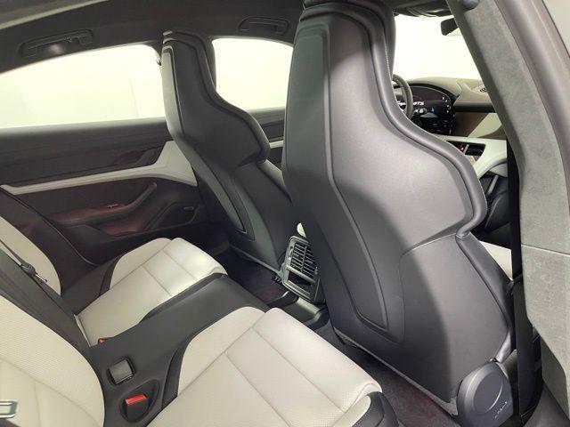 Photo of 2025 Ice Porsche Taycan