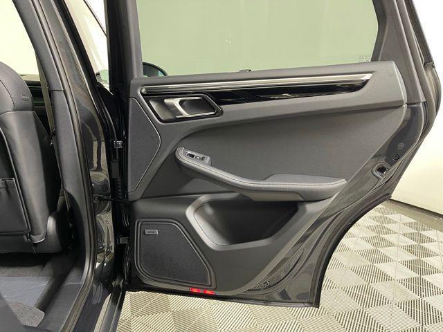 Photo of 2025 Gray Porsche Macan