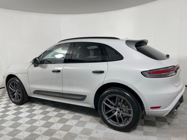 Photo of 2025 Chalk Porsche Macan