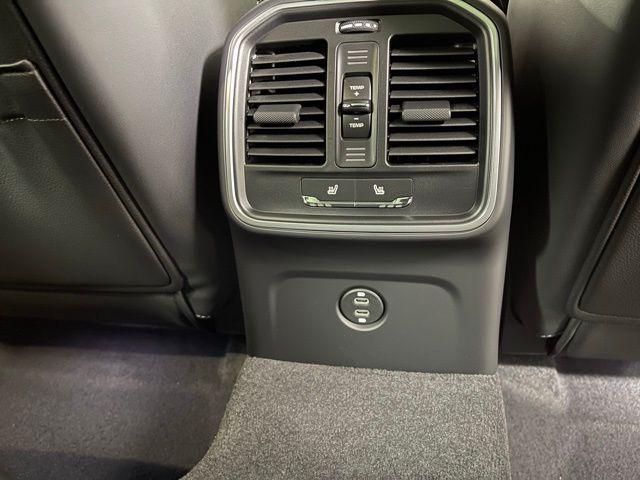 Photo of 2025 Chalk Porsche Macan