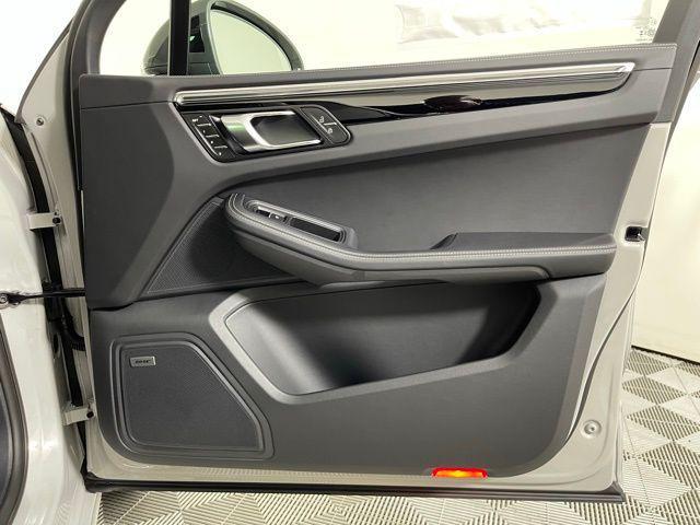 Photo of 2025 Chalk Porsche Macan