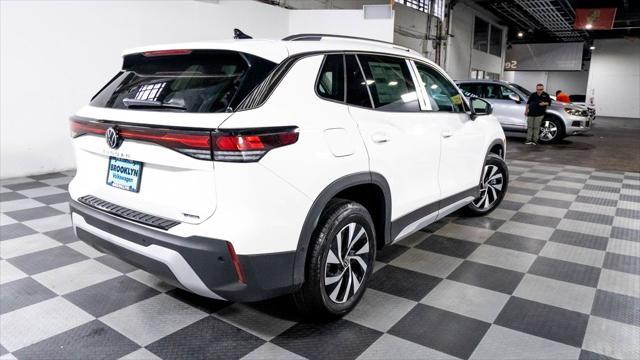 Photo of 2025 Pure White Volkswagen Tiguan