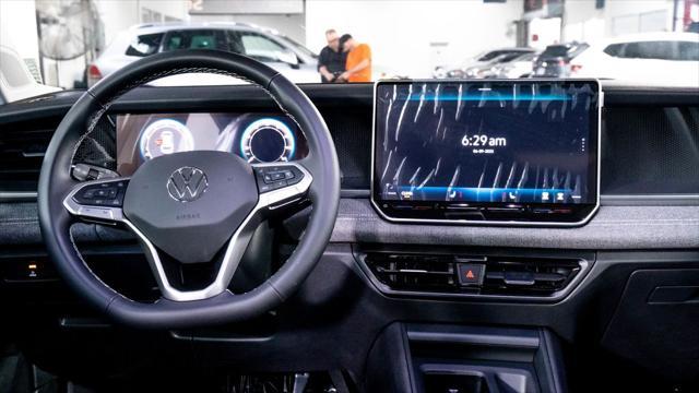 Photo of 2025 Pure White Volkswagen Tiguan