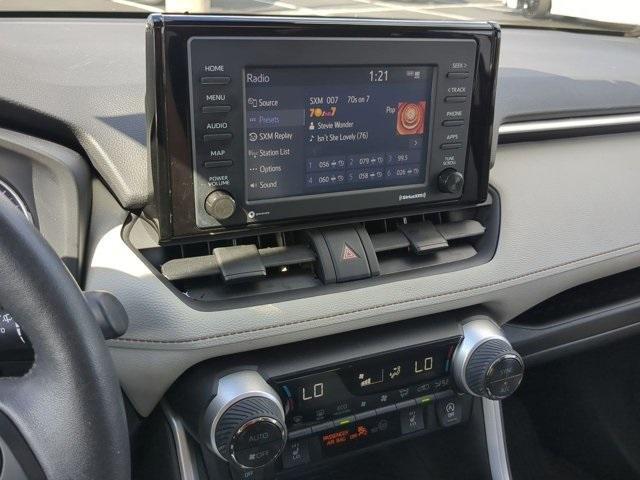 Photo of 2022 White Toyota RAV4