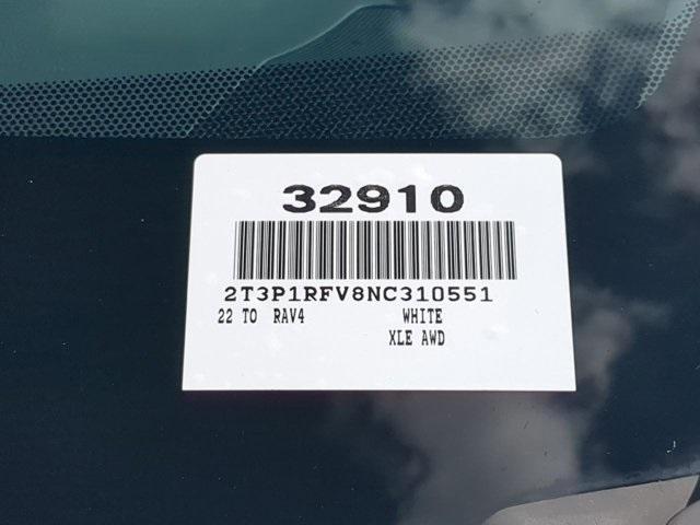 Photo of 2022 White Toyota RAV4