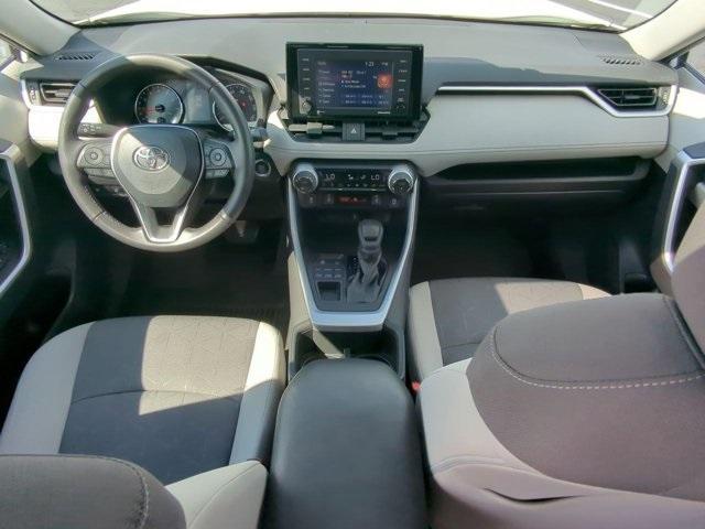 Photo of 2022 White Toyota RAV4
