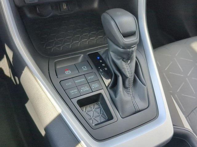Photo of 2022 White Toyota RAV4