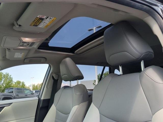 Photo of 2022 Magnetic Gray Metallic Toyota RAV4 Hybrid