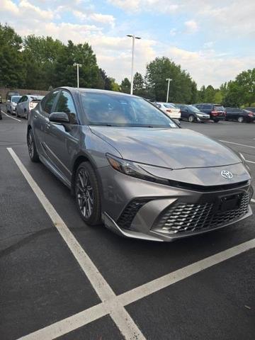 Photo of 2025 Heavy Metal/Midnight Black Metallic Toyota Camry