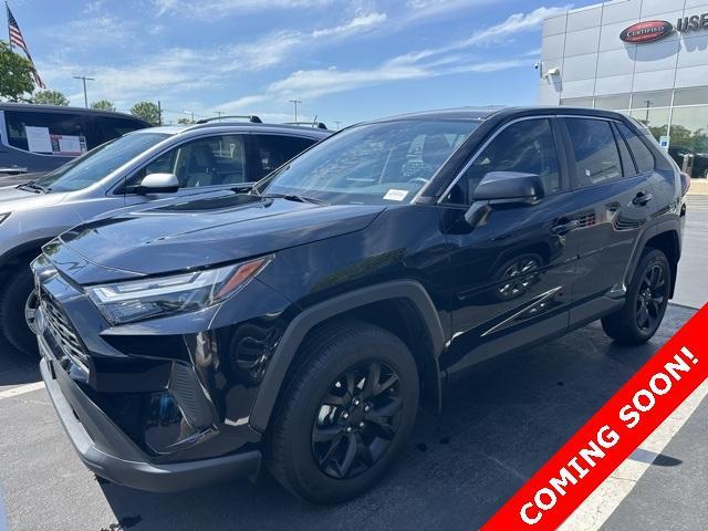 Photo of 2024 Midnight Black Metallic Toyota RAV4