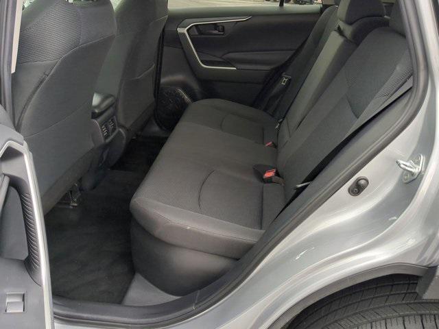 Photo of 2019 Silver Sky Metallic Toyota RAV4 Hybrid