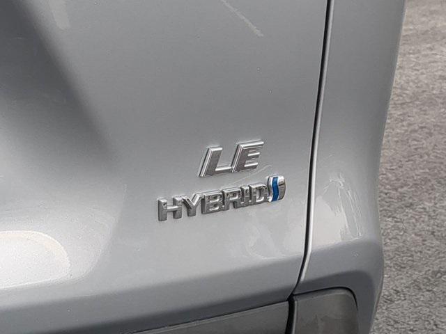 Photo of 2019 Silver Sky Metallic Toyota RAV4 Hybrid