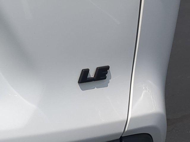 Photo of 2024 Ice Cap Toyota RAV4
