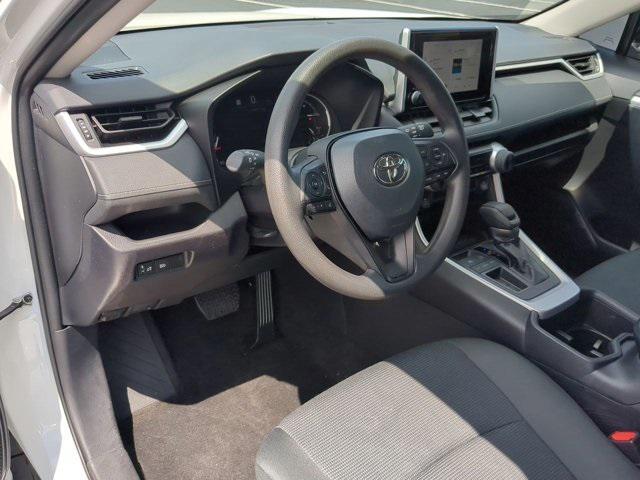 Photo of 2024 Ice Cap Toyota RAV4
