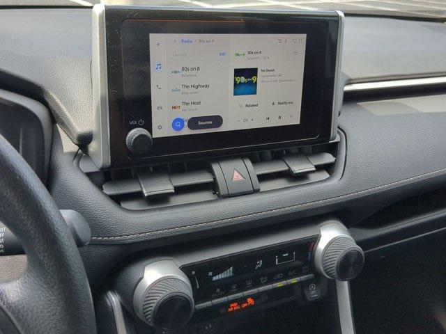 Photo of 2024 Ice Cap Toyota RAV4