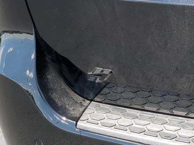 Photo of 2023 DB Black Crystal Clearcoat Dodge Durango