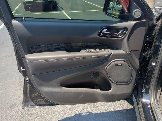 Photo of 2023 DB Black Crystal Clearcoat Dodge Durango