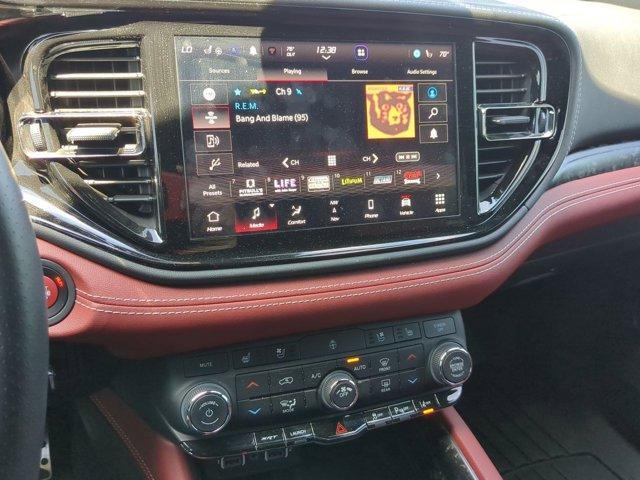 Photo of 2023 DB Black Crystal Clearcoat Dodge Durango