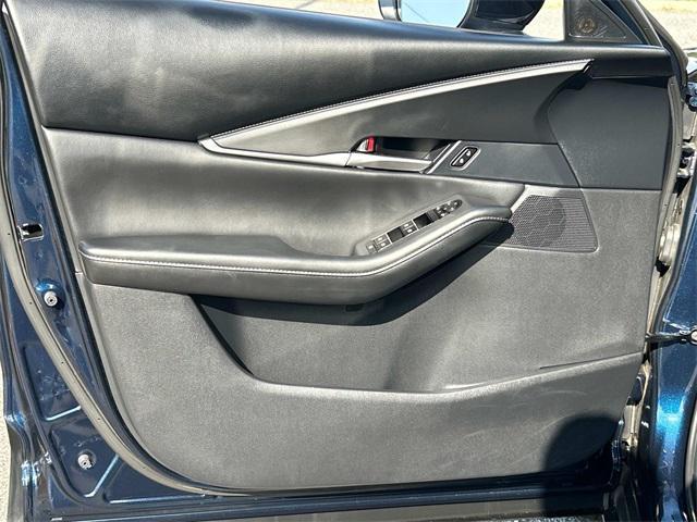 Photo of 2022 Deep Crystal Blue Mica Mazda CX-30
