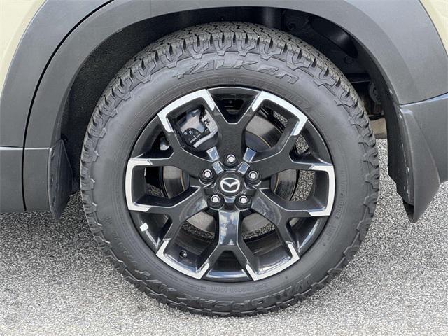 Photo of 2024 Zircon Sand Metallic Mazda CX-50