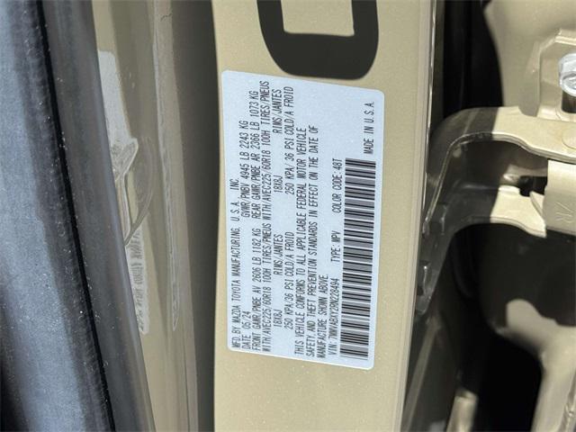 Photo of 2024 Zircon Sand Metallic Mazda CX-50