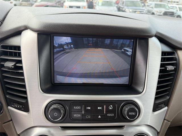 Photo of 2015 White Diamond Clearcoat GMC Yukon XL