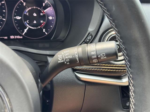 Photo of 2025 Rhodium White Premium Mazda CX-90 PHEV