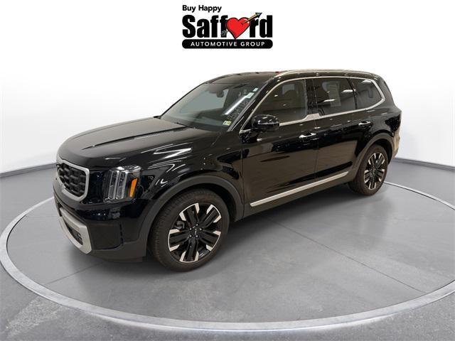 Photo of 2024 Ebony Black Kia Telluride