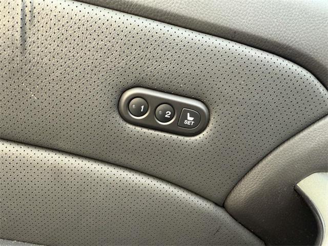 Photo of 2010 Crystal Black Pearl Acura RDX