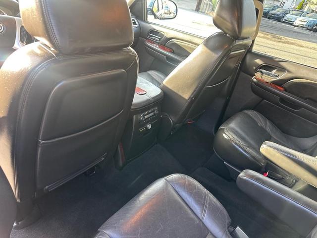 Photo of 2008 Dark Blue Cadillac Escalade ESV