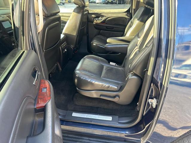 Photo of 2008 Dark Blue Cadillac Escalade ESV