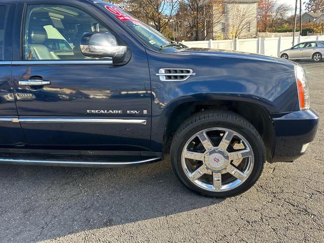 Photo of 2008 Dark Blue Cadillac Escalade ESV