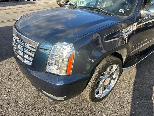 Photo of 2008 Dark Blue Cadillac Escalade ESV