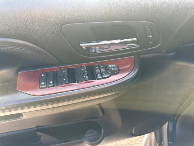 Photo of 2008 Dark Blue Cadillac Escalade ESV