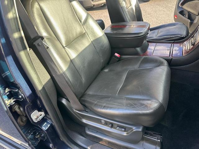 Photo of 2008 Dark Blue Cadillac Escalade ESV