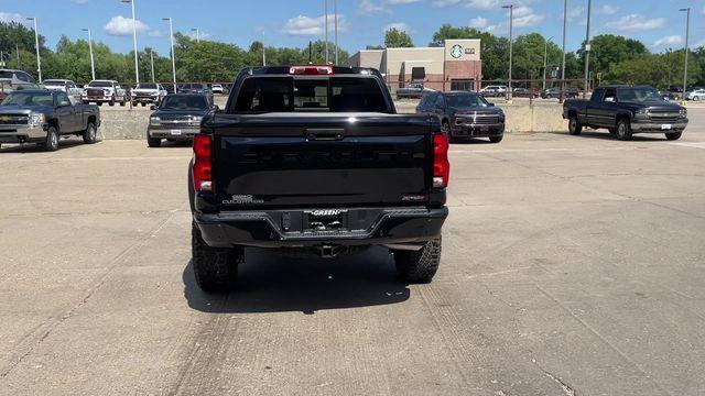 Photo of 2025 Black Chevrolet Colorado